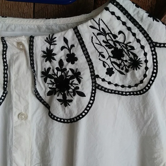 Zara blouse Girl 11/12 - Picture 2 of 4